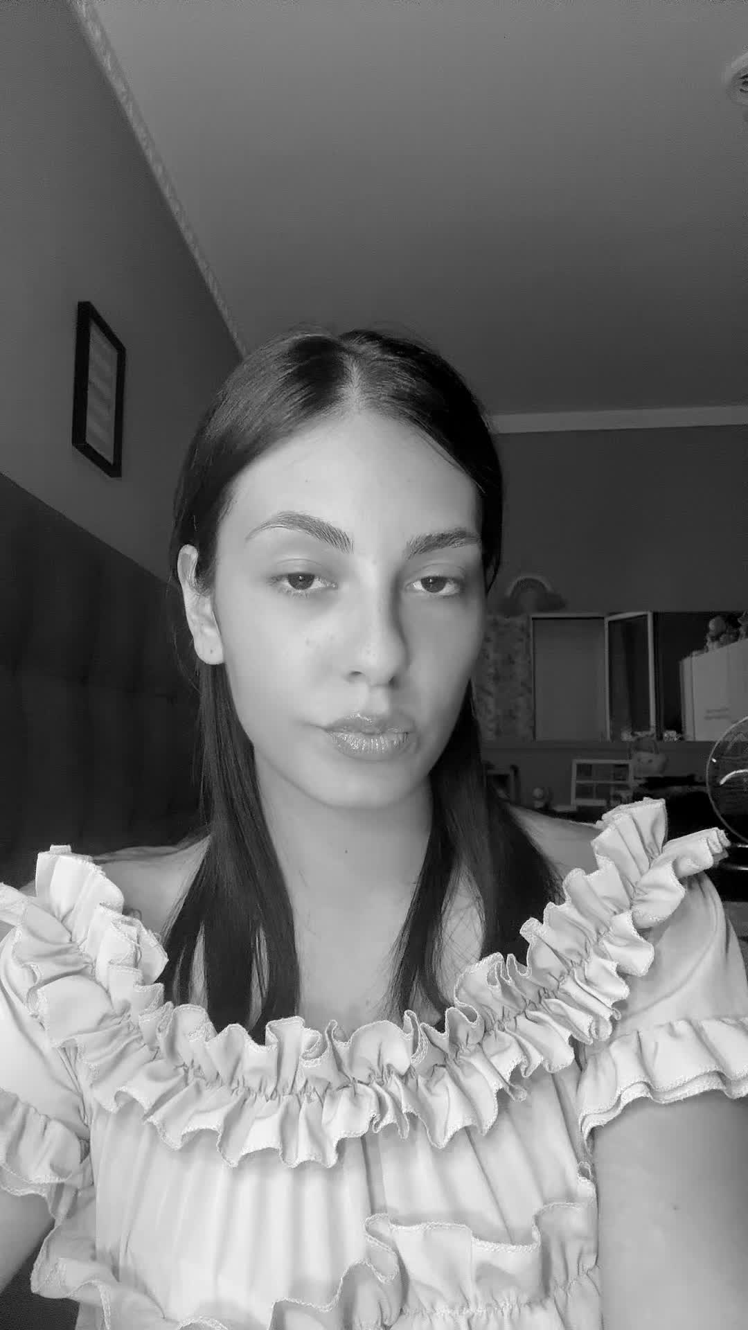 @Morena| Booktok 🧸ྀི📚
