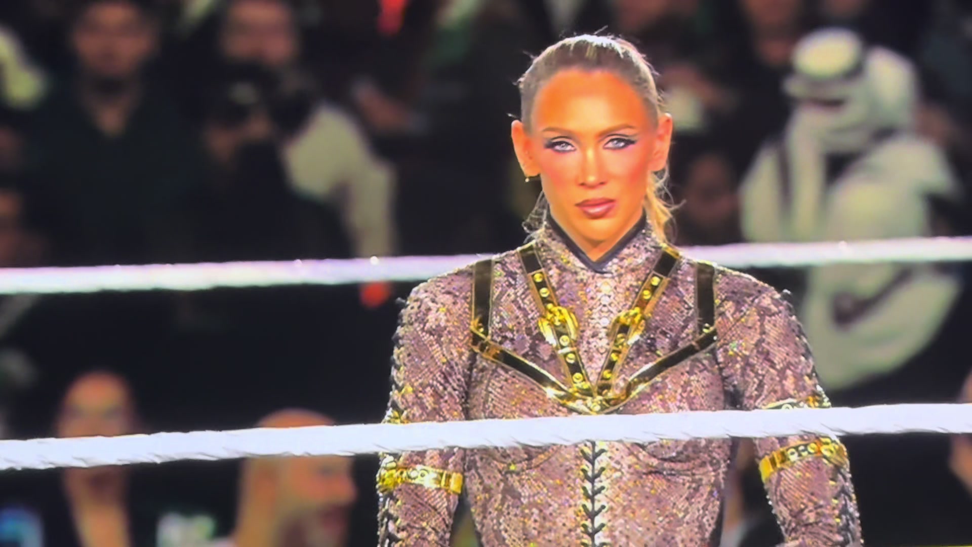 @Fan_Girl_Of_WWE’xo