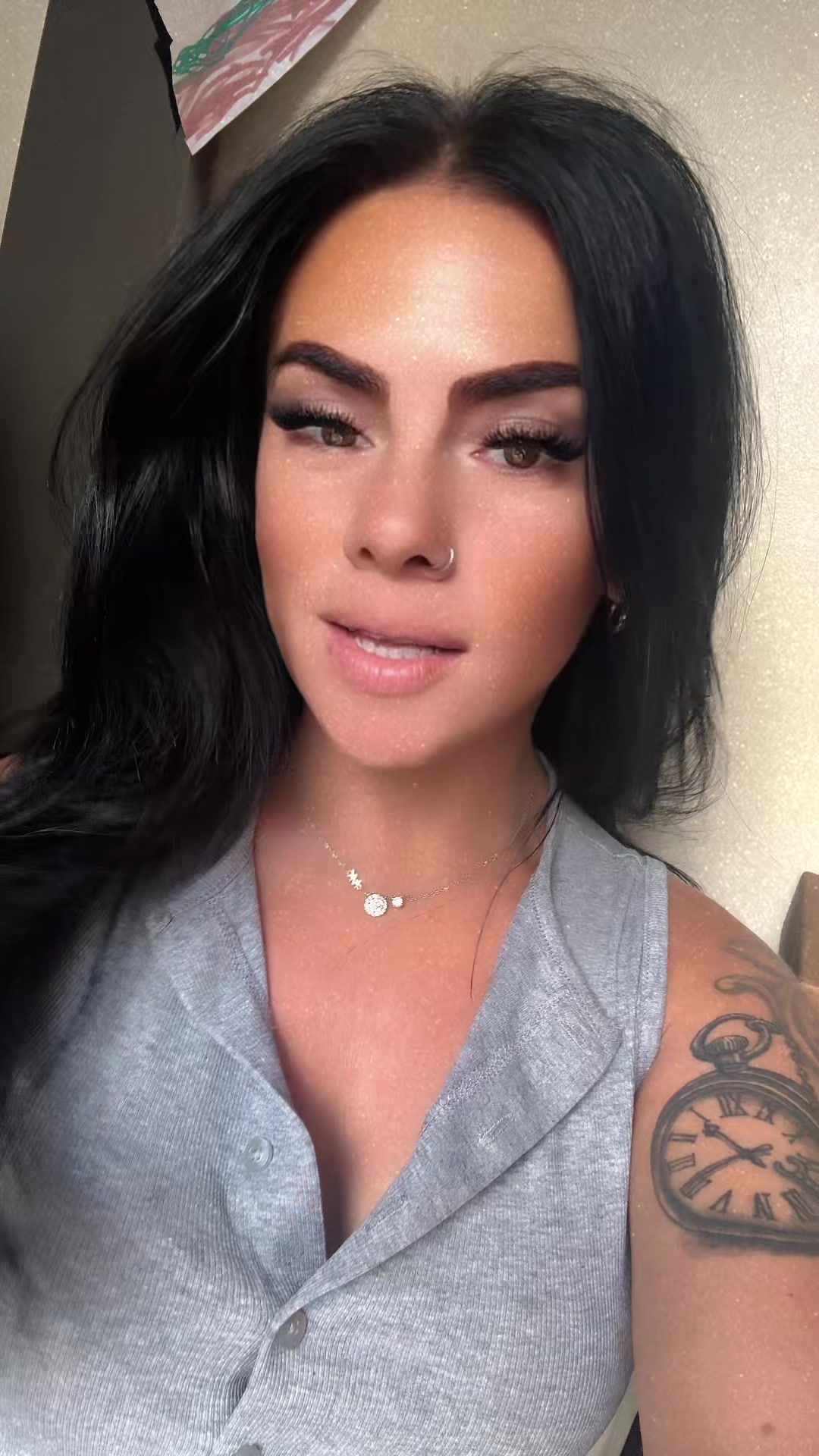 @CHLO3๐ฉถ
