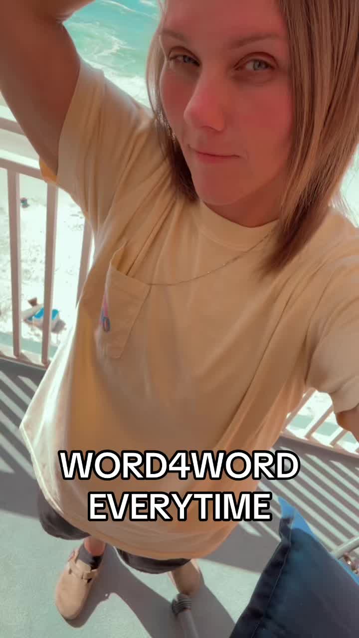 @LaceyNicole