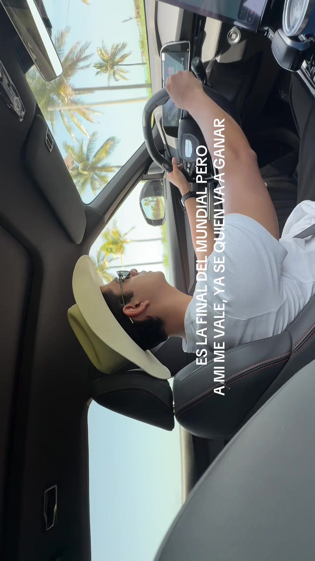 @Nicolás