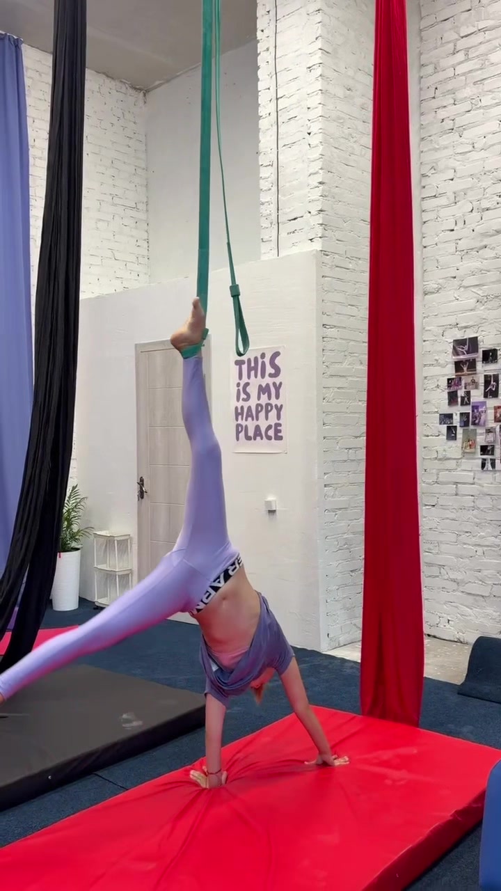 @🧗🏻♀️aerial/anna💫
