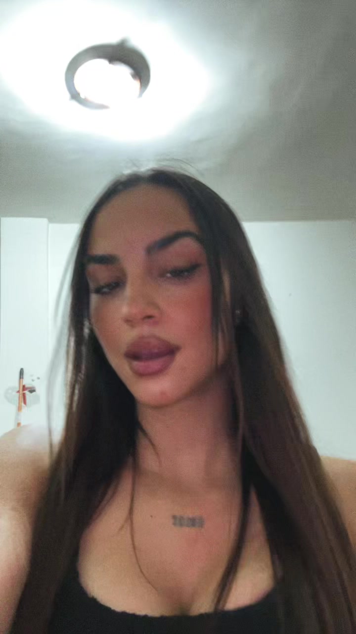 @useeer86798