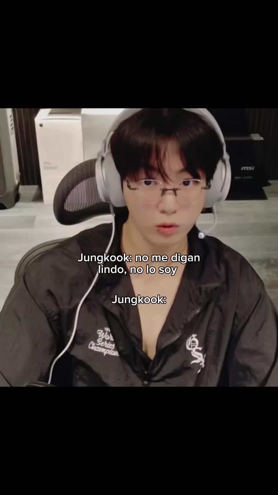 @YourBangtanScroll2