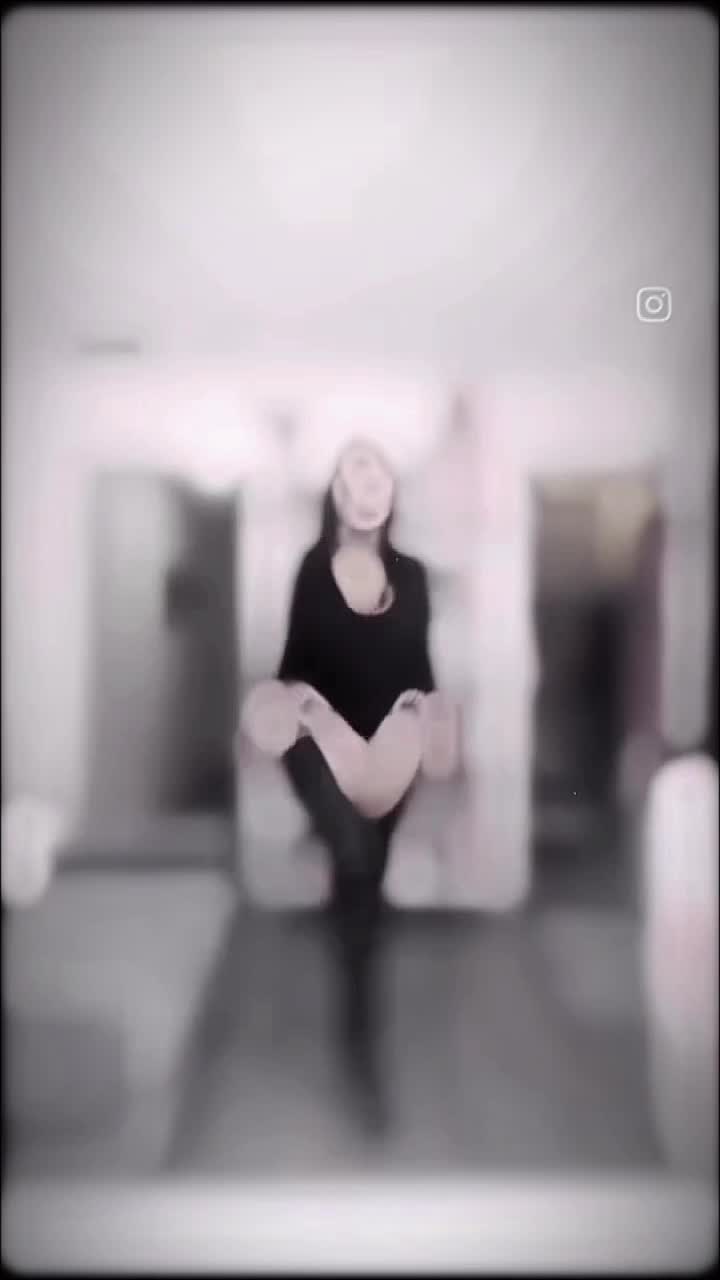 @Vietnamese Vixen