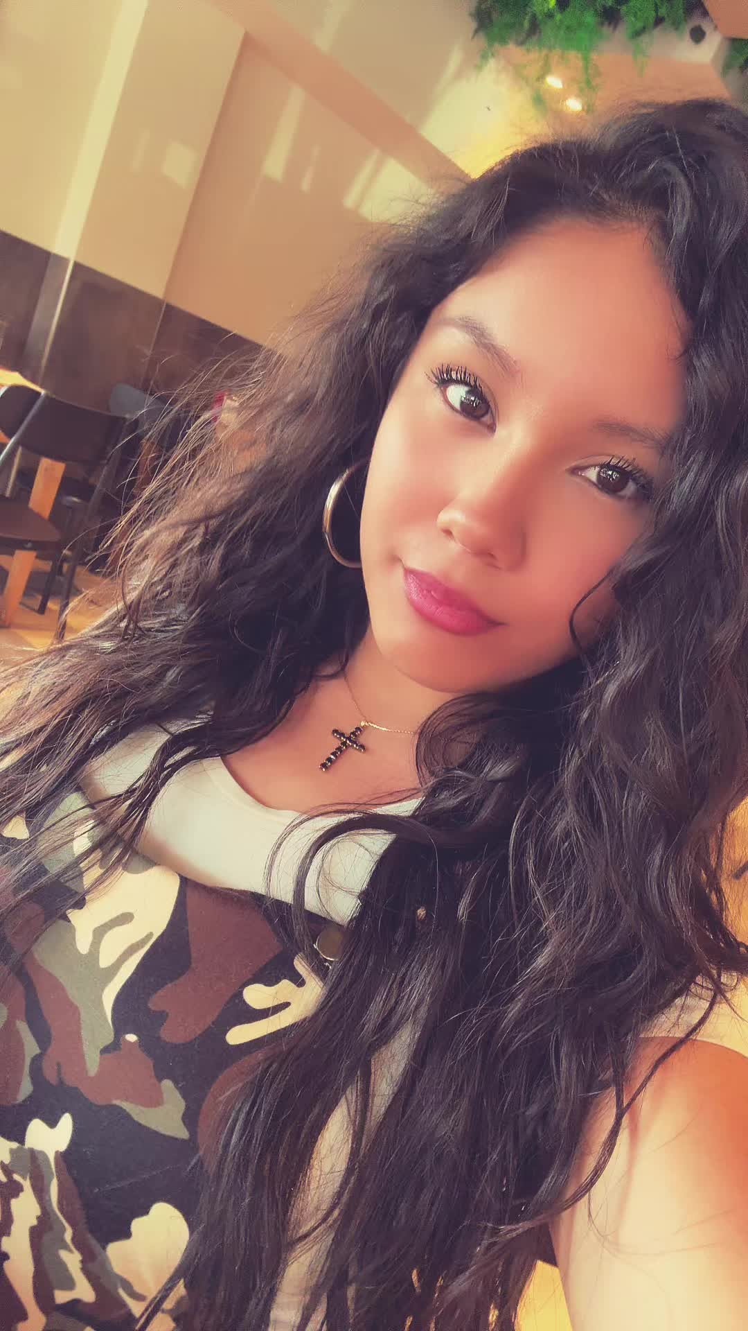 @👸🏻🇪🇨🇮🇹