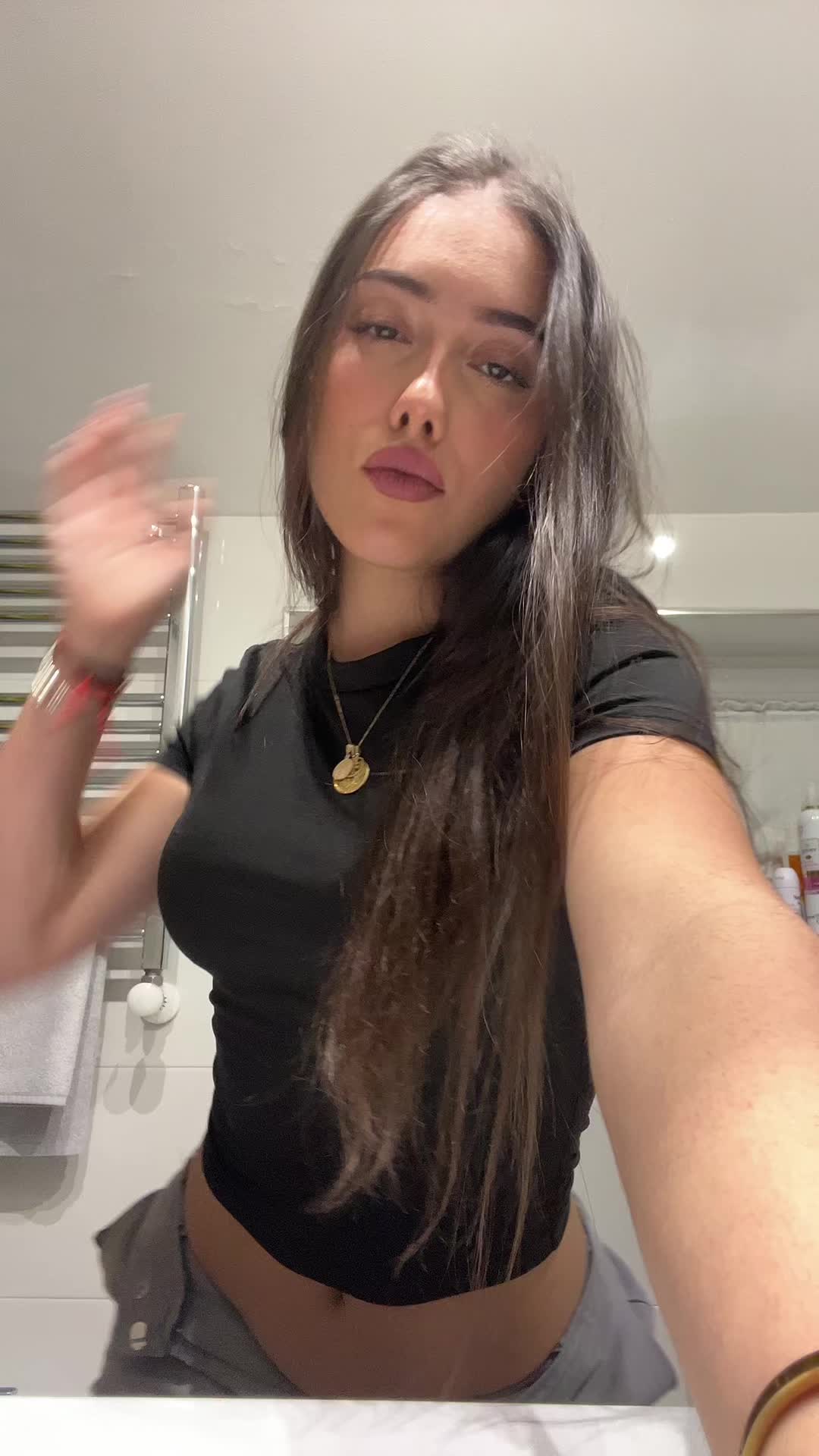 @anita