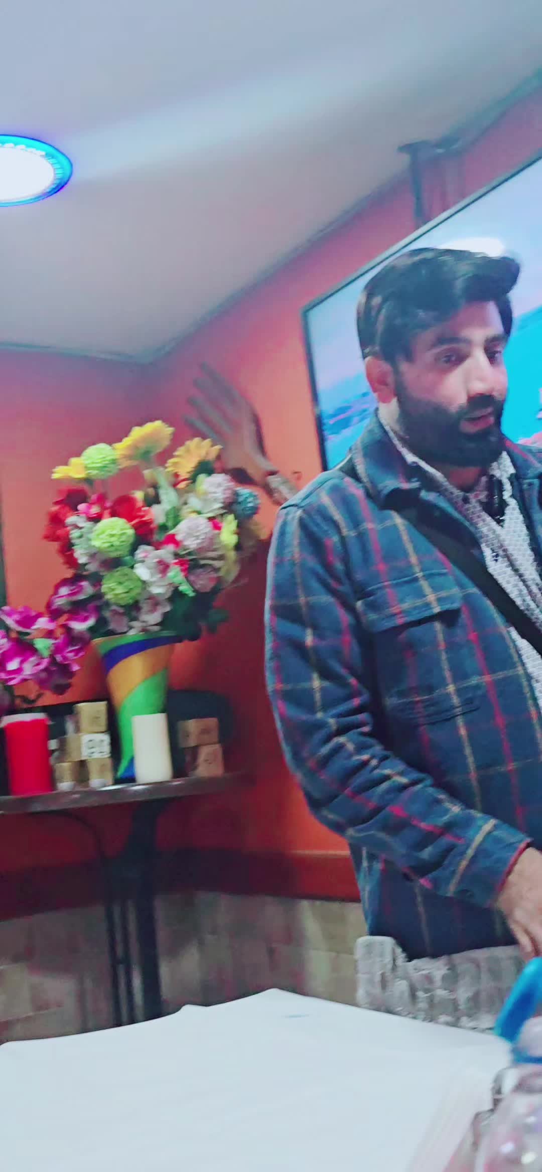 @Bagga Saroya 804