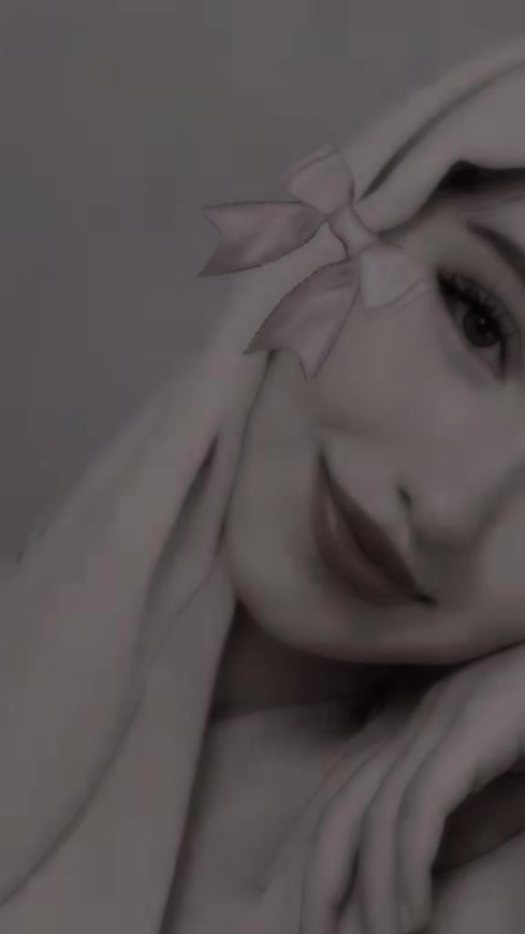 @ℋ𝒶𝓁𝒶🦢✨