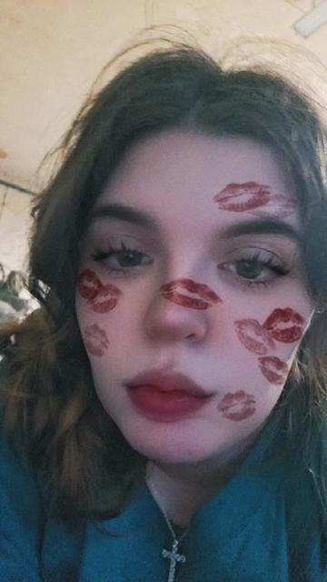 @Isabellacox