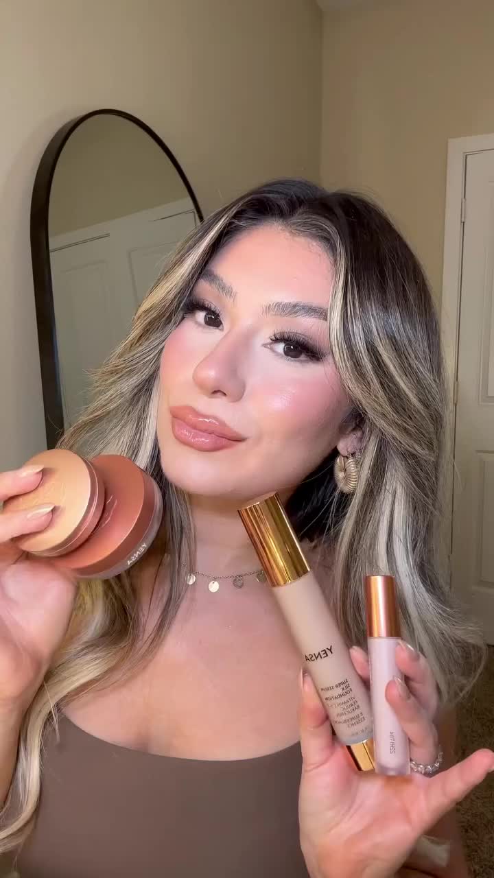 @Ashley_Alexander
