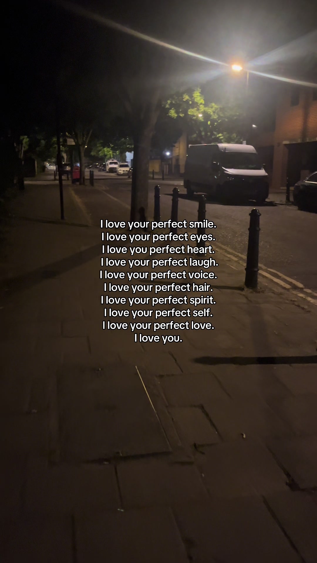 @✰
