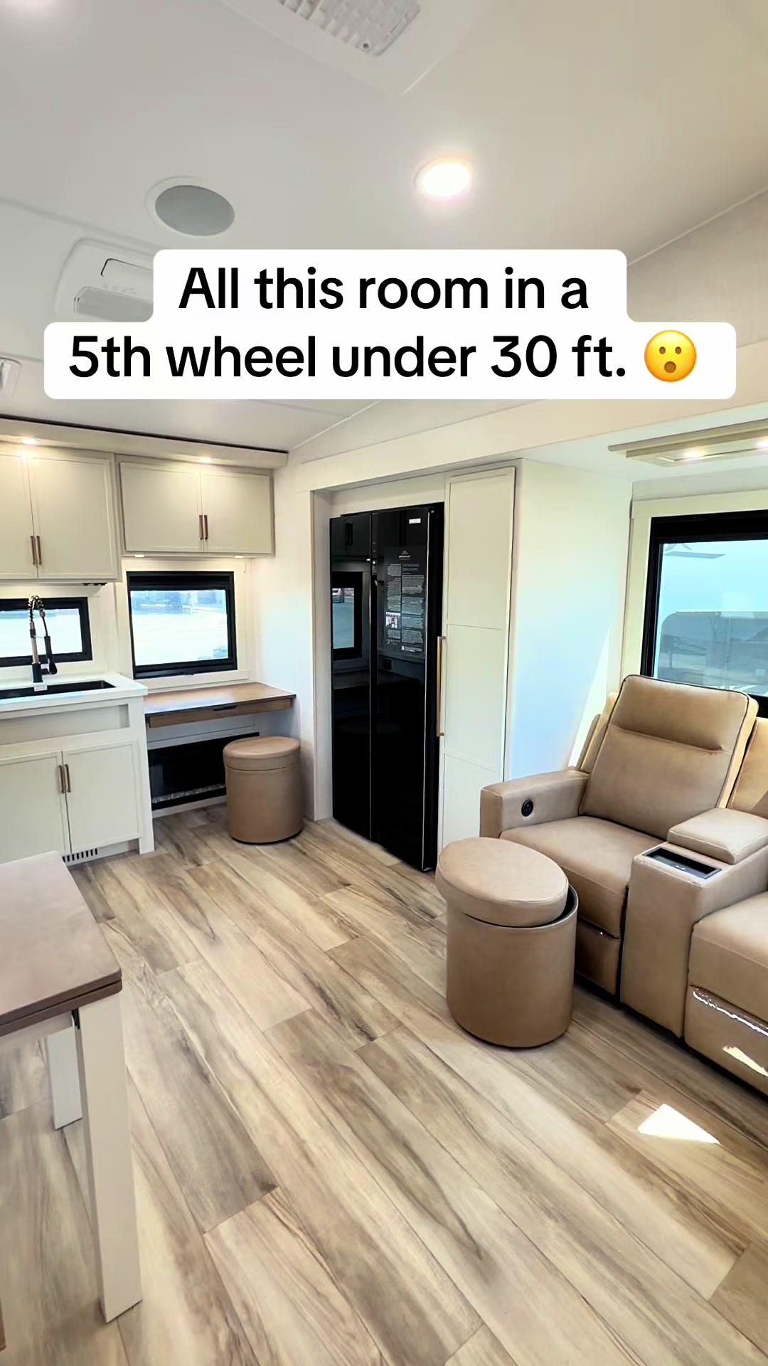 @Angel Sells RVs