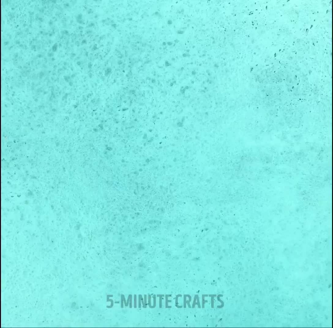 @:⃟