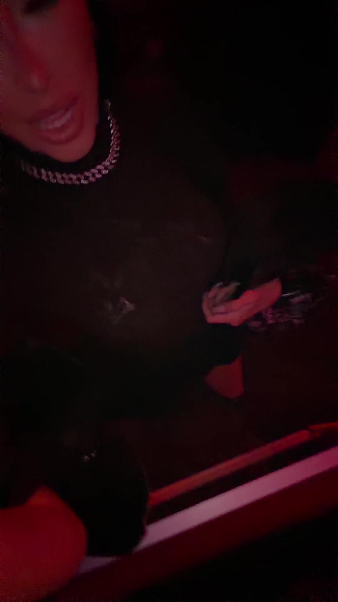 @nayiimtnez