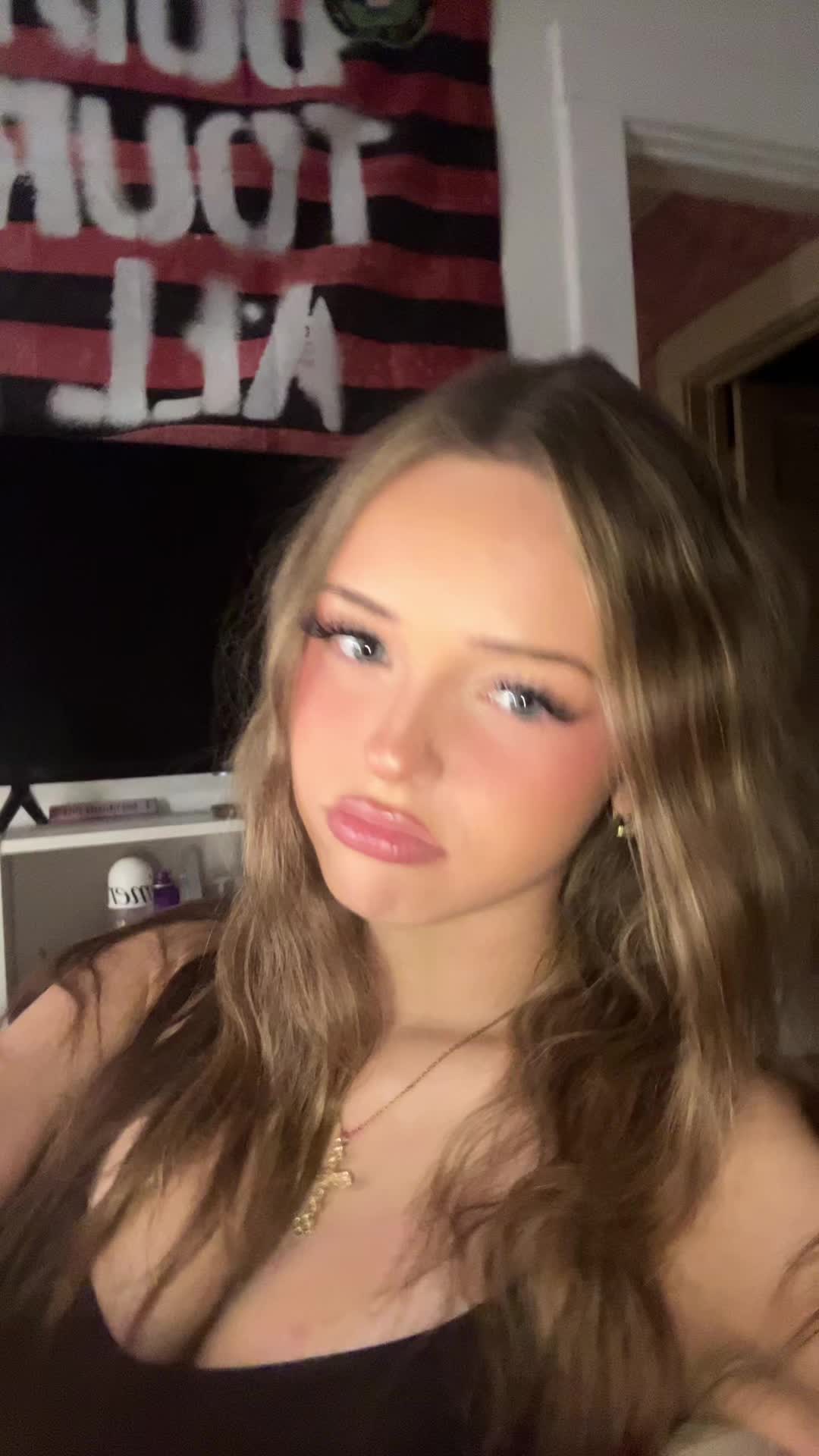 @Maxi