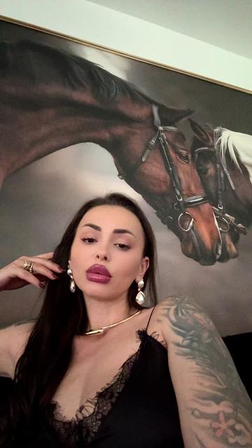 @Naomi Star Oficial
