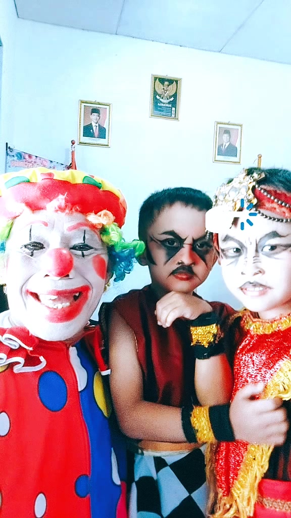 @Badut salamun