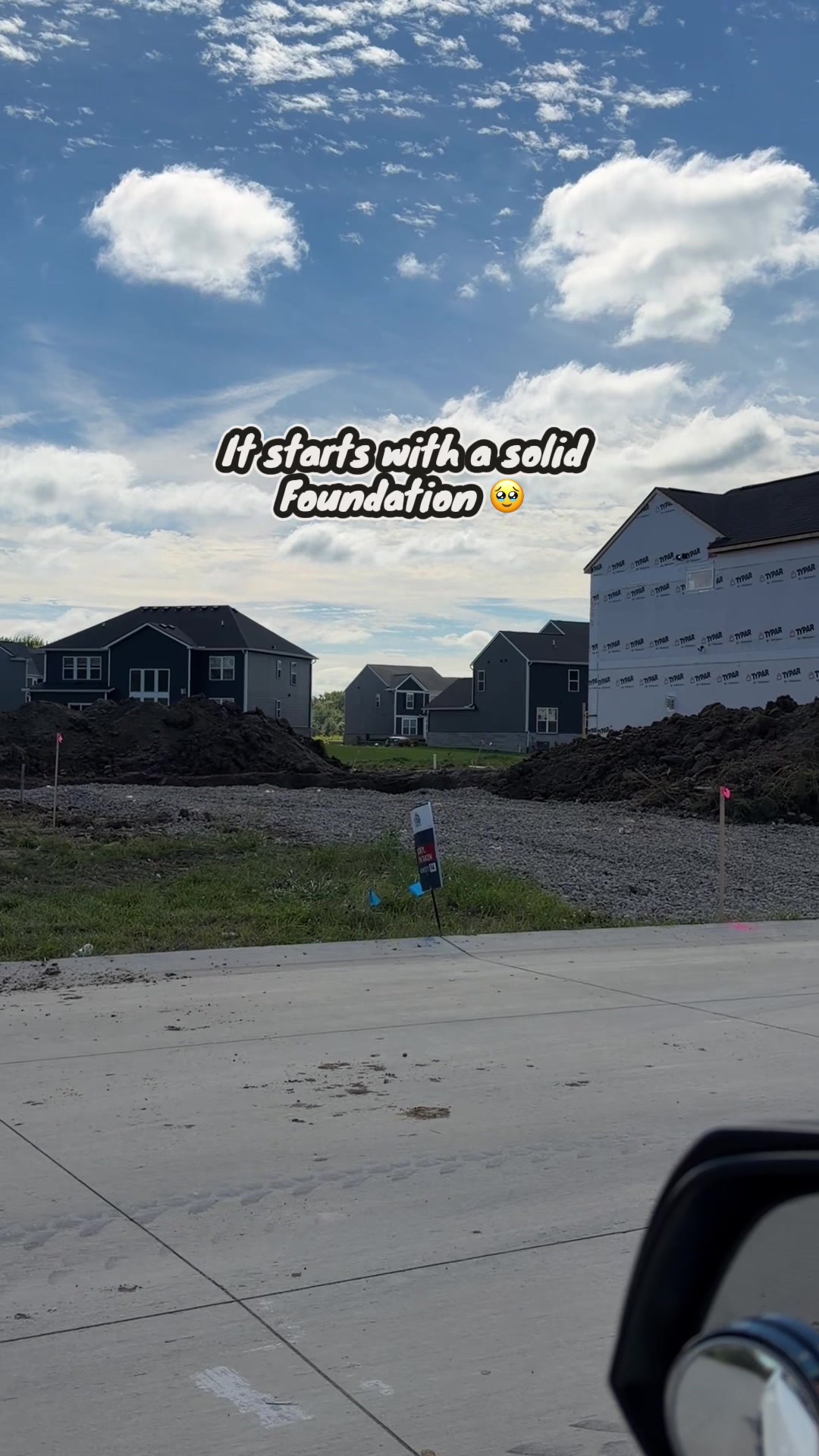 @L.S |Mom-Wife-Travel-Lifestyle