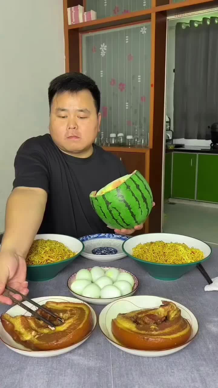 @foodmukbang