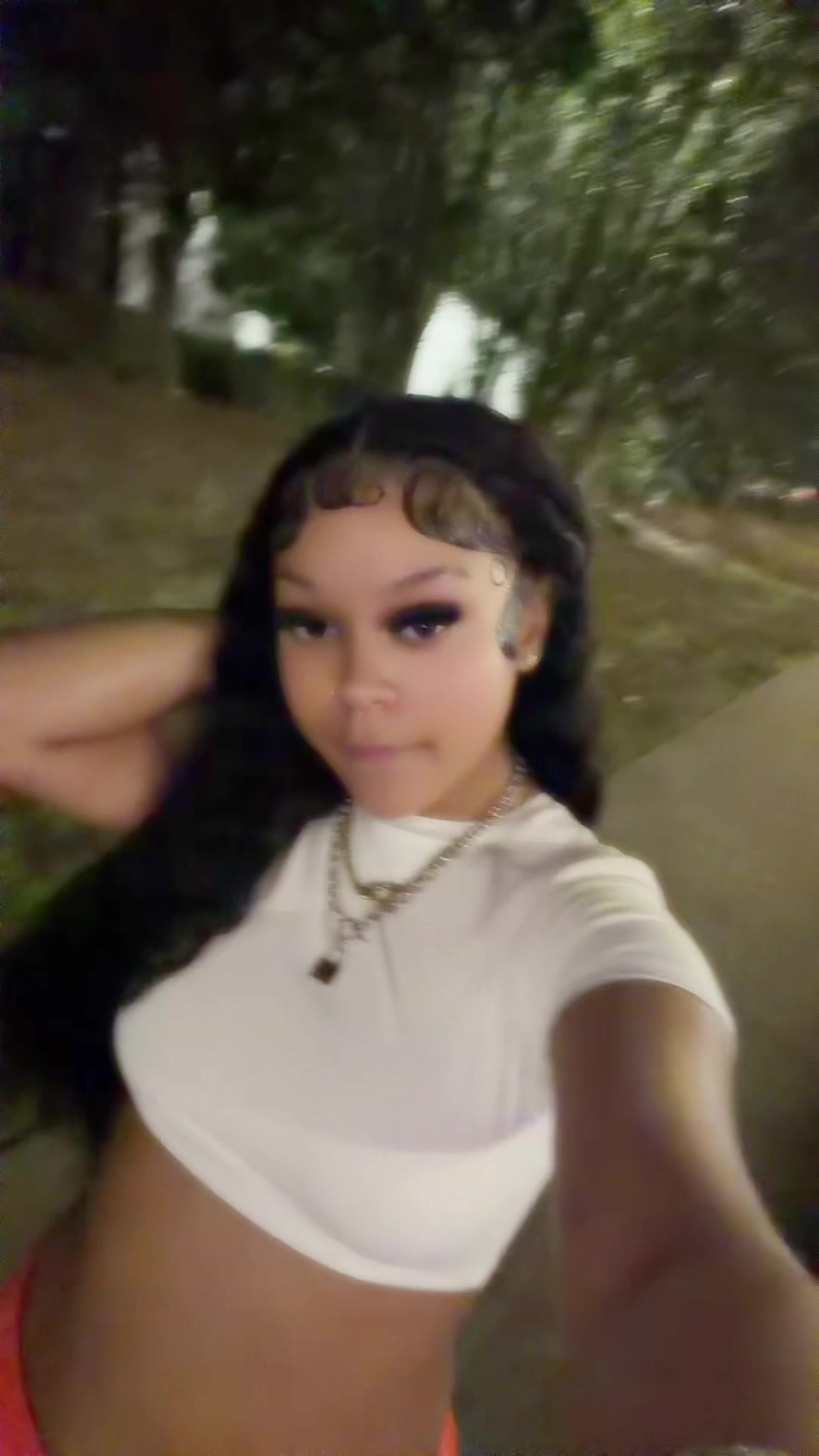 @doll .