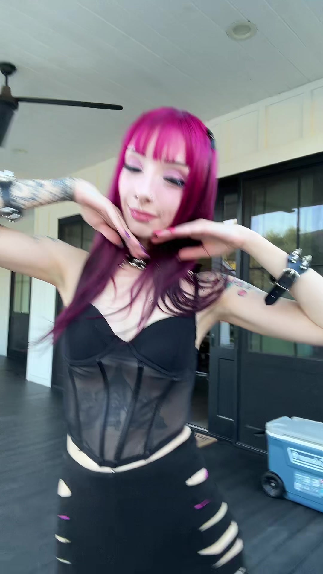 @𝔇𝔞𝔷𝔷♡︎