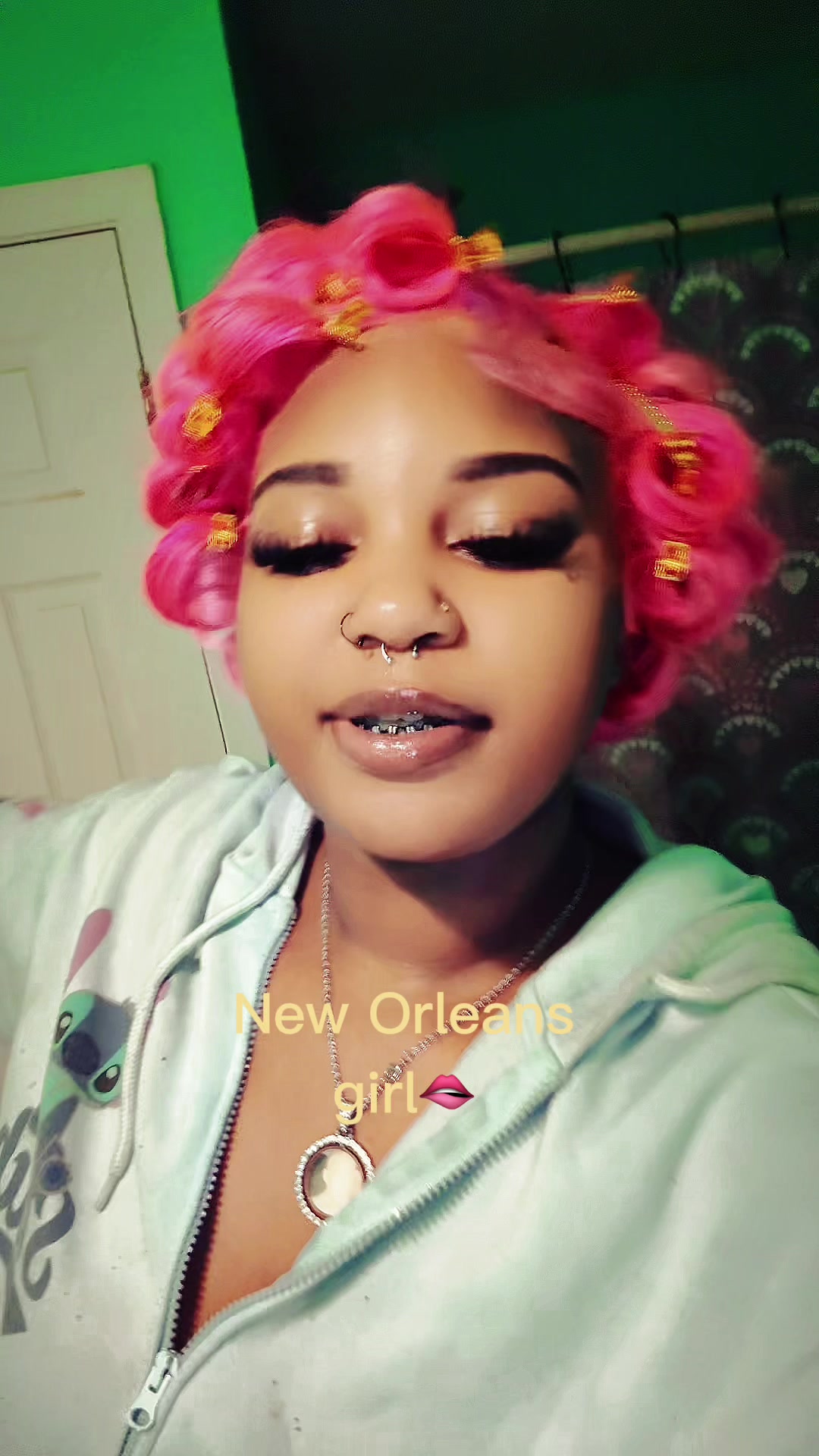 @Muffin👩🏽❤️💋👩🏾🌈