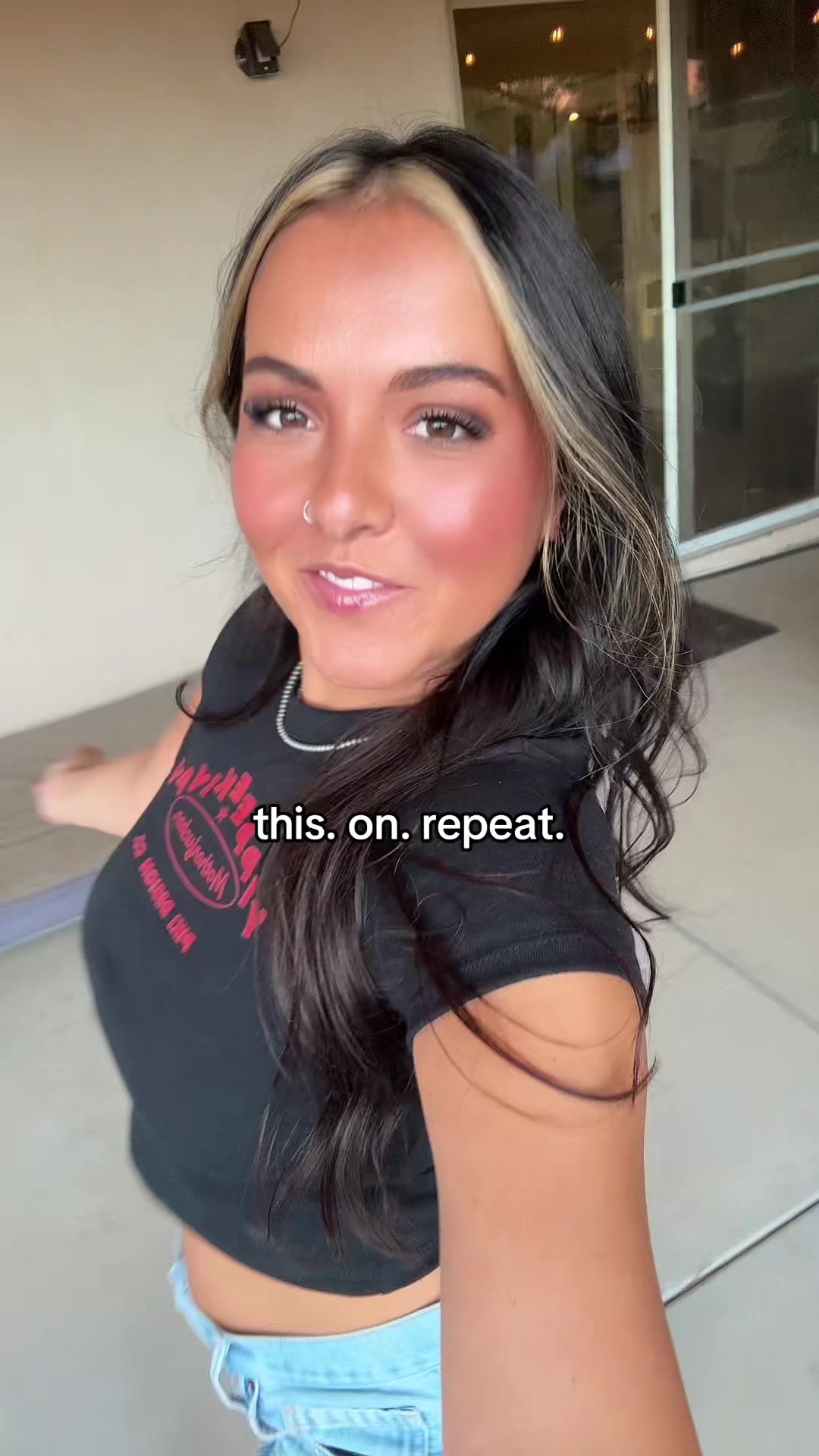 @pikivids_