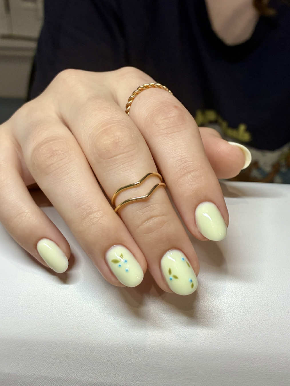 @nailchronicles