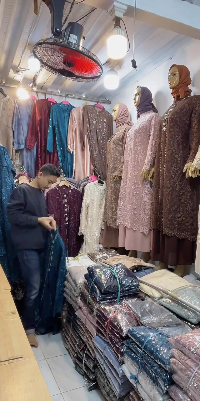 @D2store