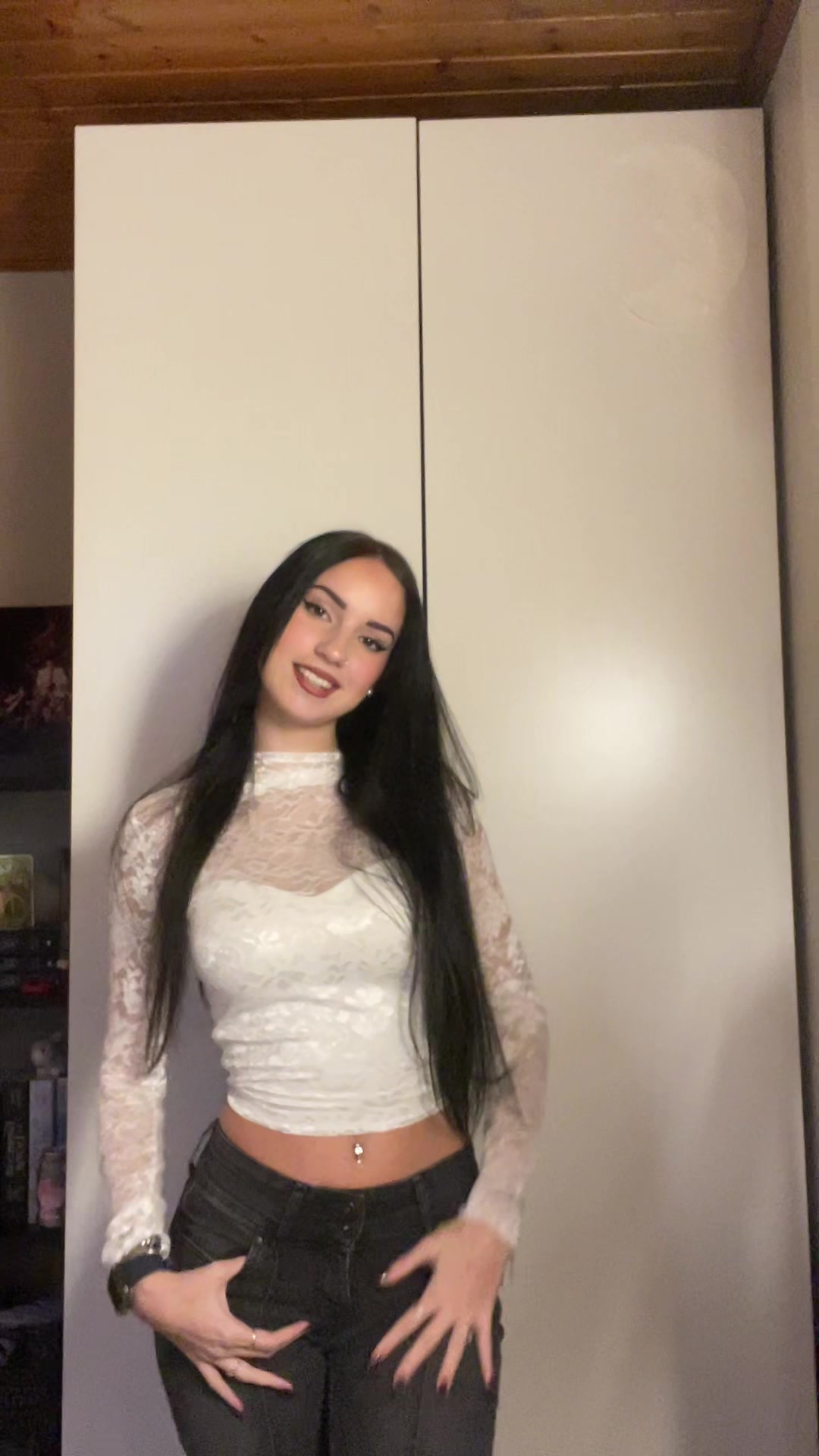 @𝒜ℒℰ