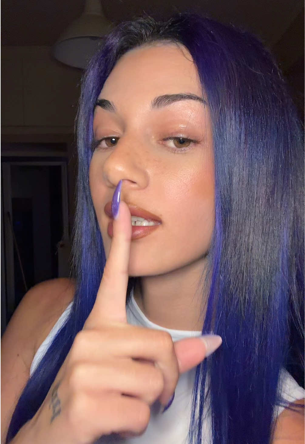 @v9