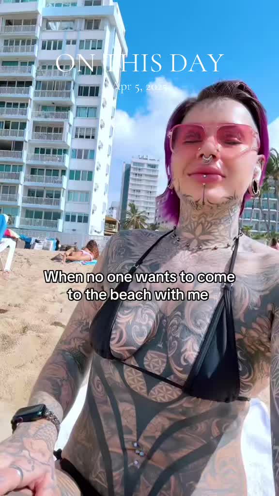 @BrookelleBombshelle