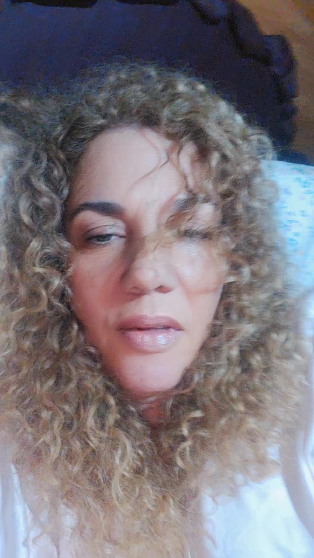 @Saralait