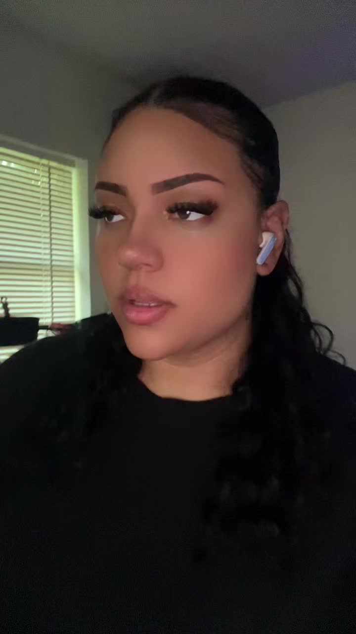 @Míkaéla Mendez