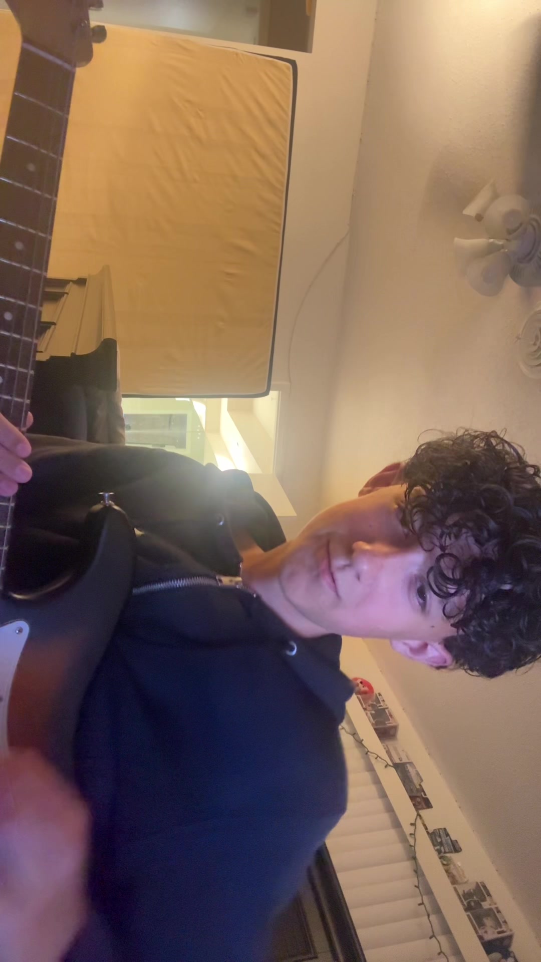 @Tj_lovesCreed🤘🎸