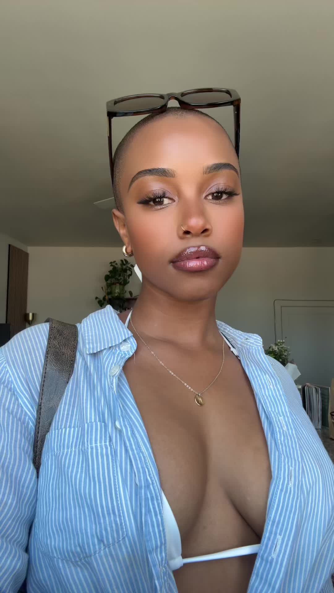 @kaylaballooou