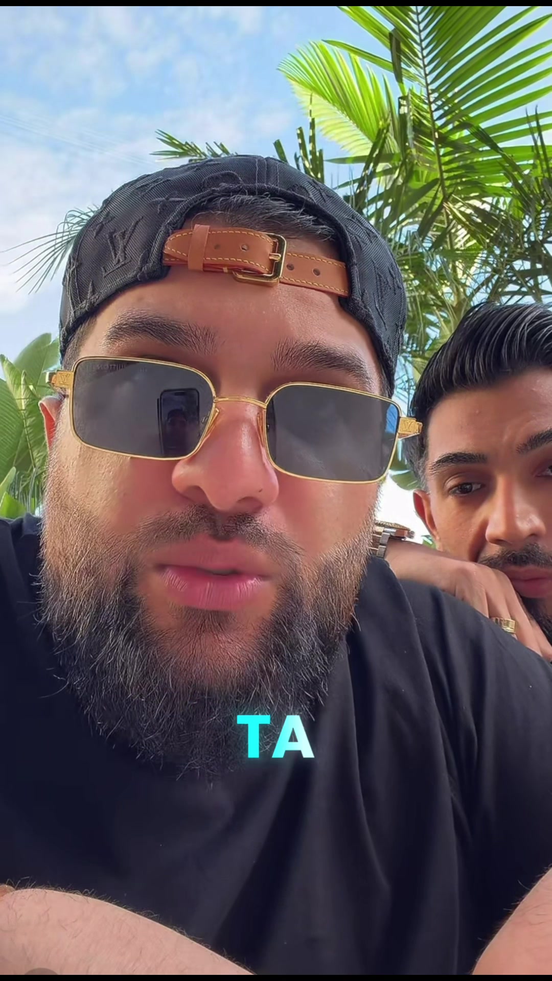 @𝐚𝐥𝐯𝐢𝐧𝐦𝐞𝐞𝐞