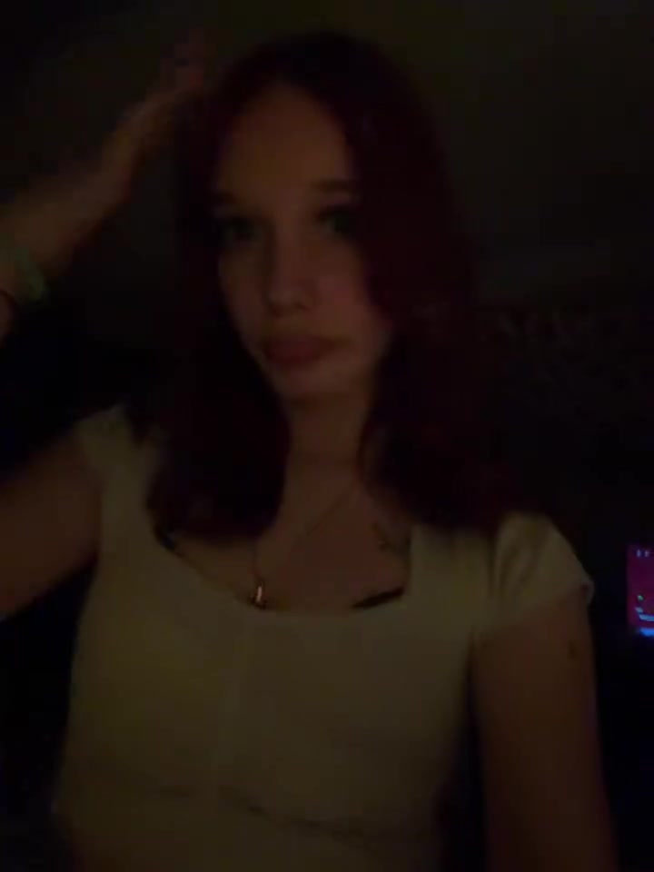 @🦄
