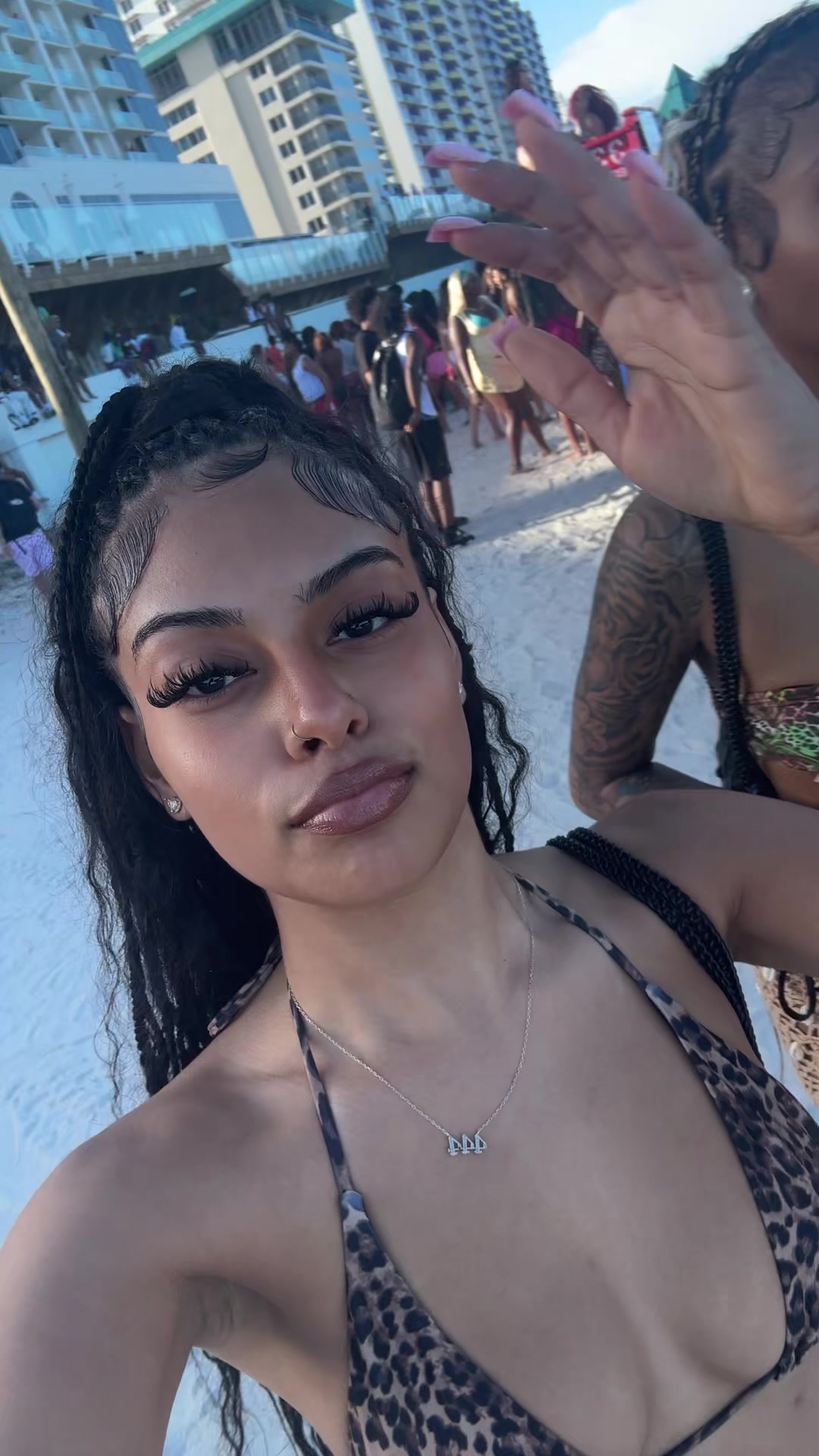 @laelani