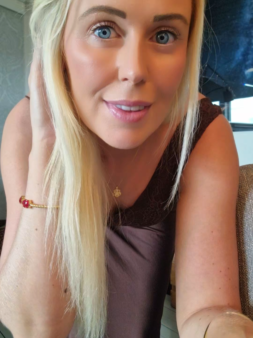 @DinaBrekke