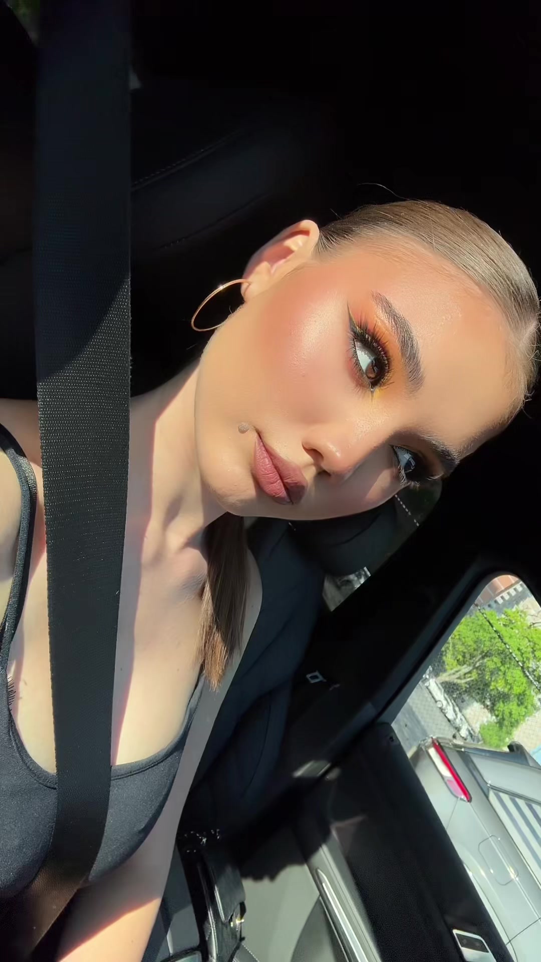@𝒜.