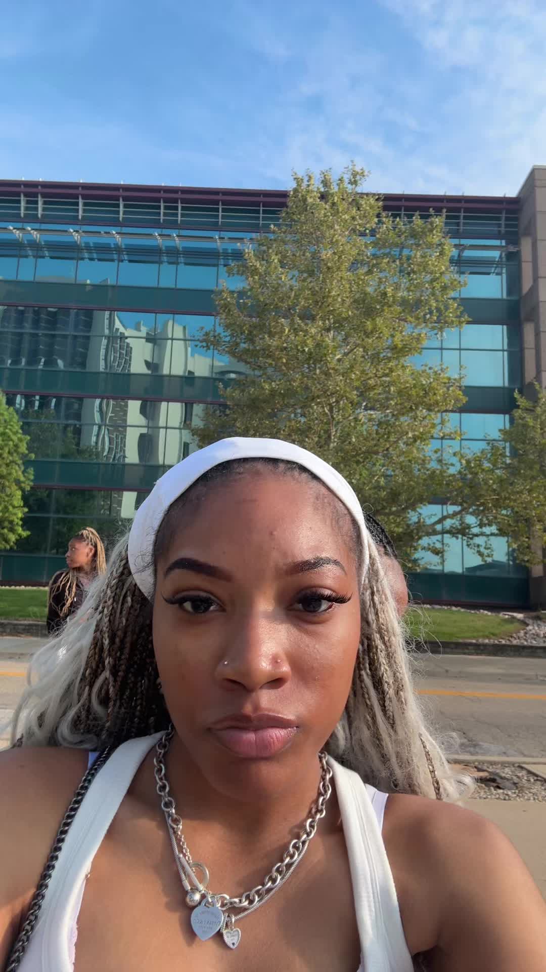 @dagloryprincess