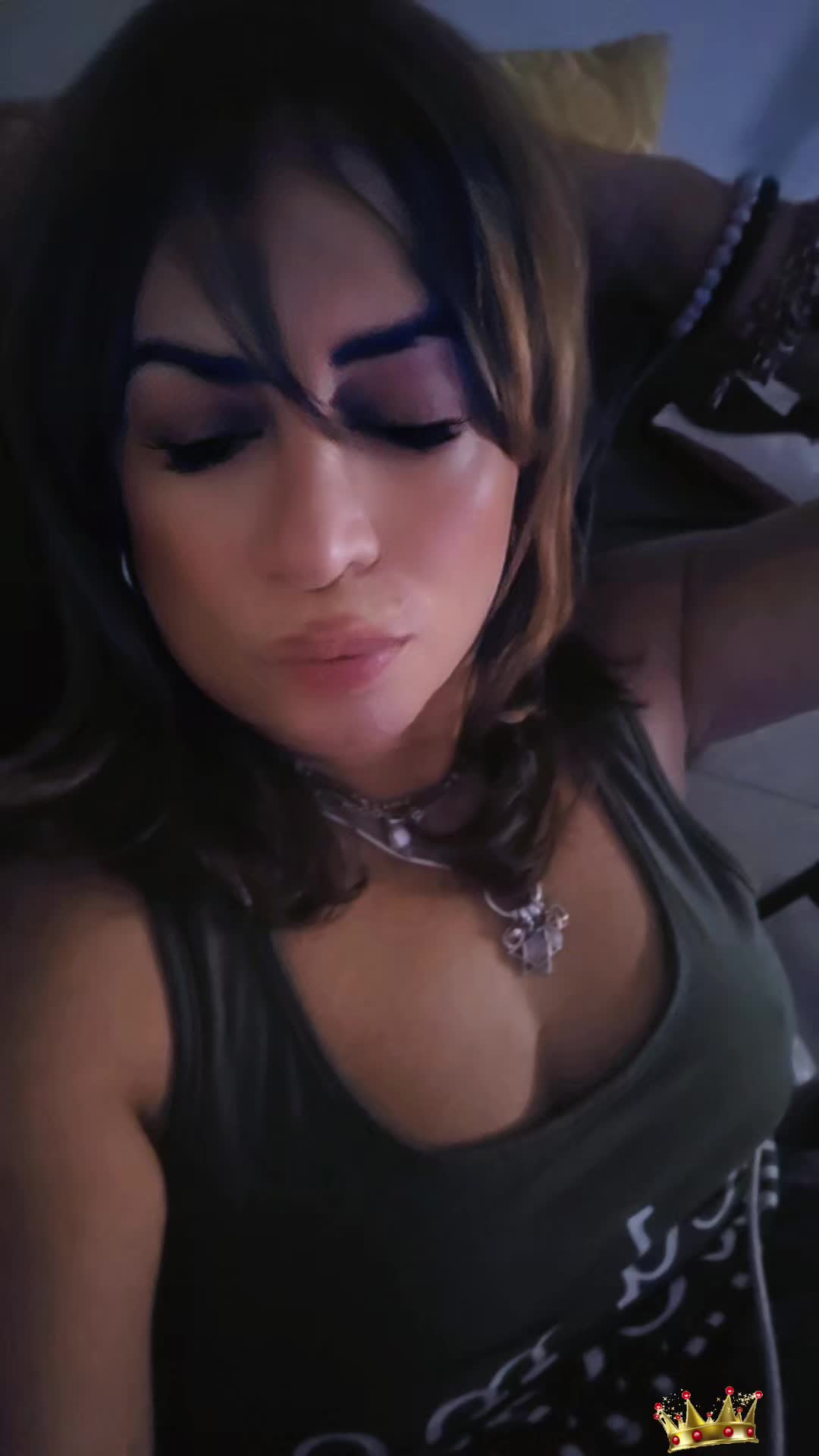 @Queen