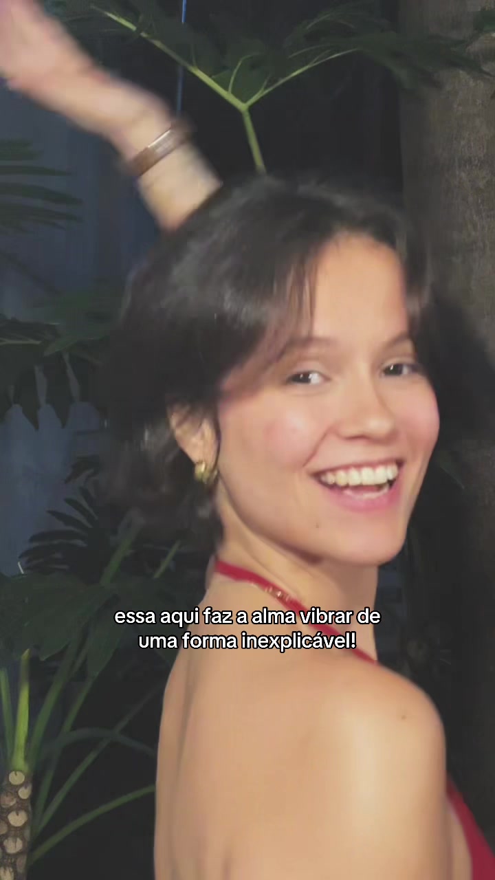 @_eduardaaquino