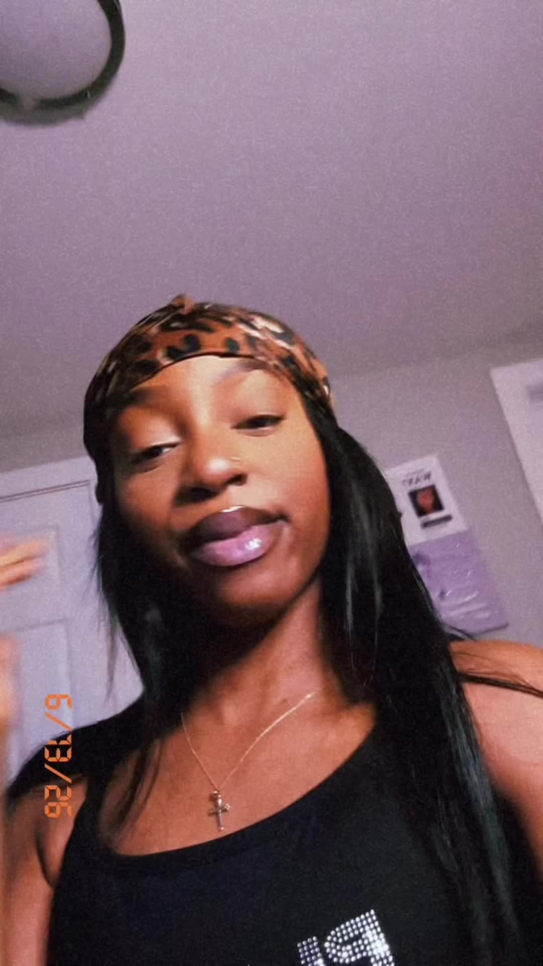 @Cousinfromyourdaddyside