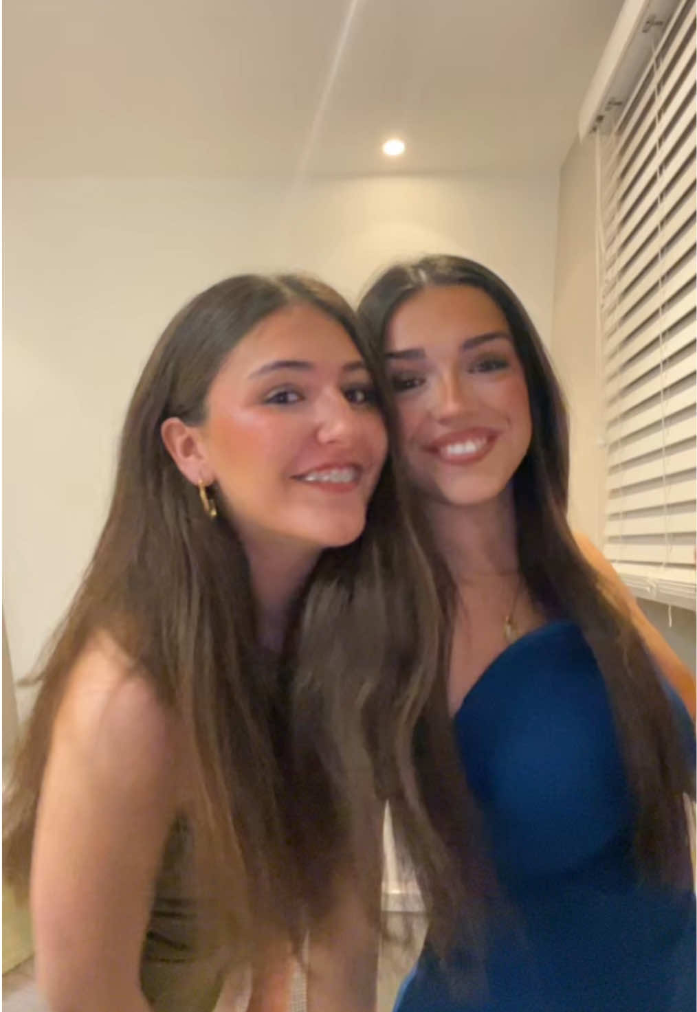 @lolaaa