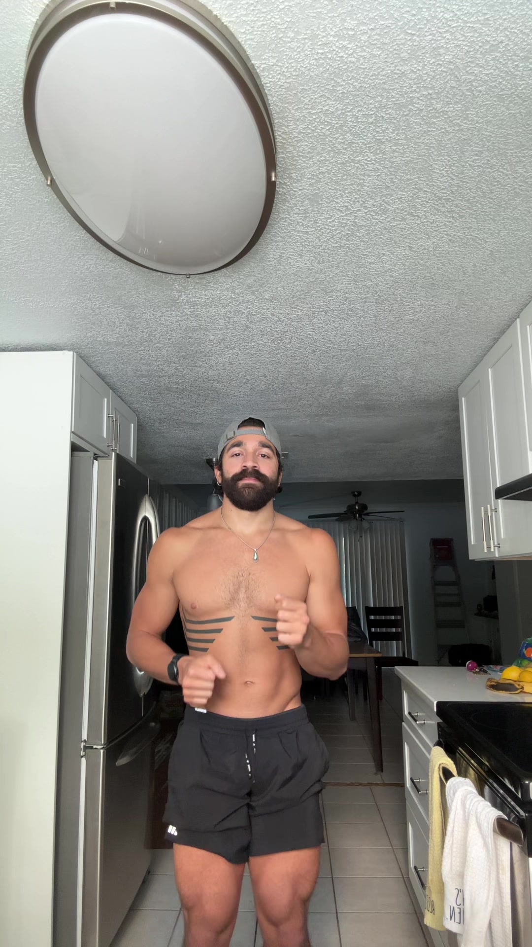 @Armbar🧍🏽♂️