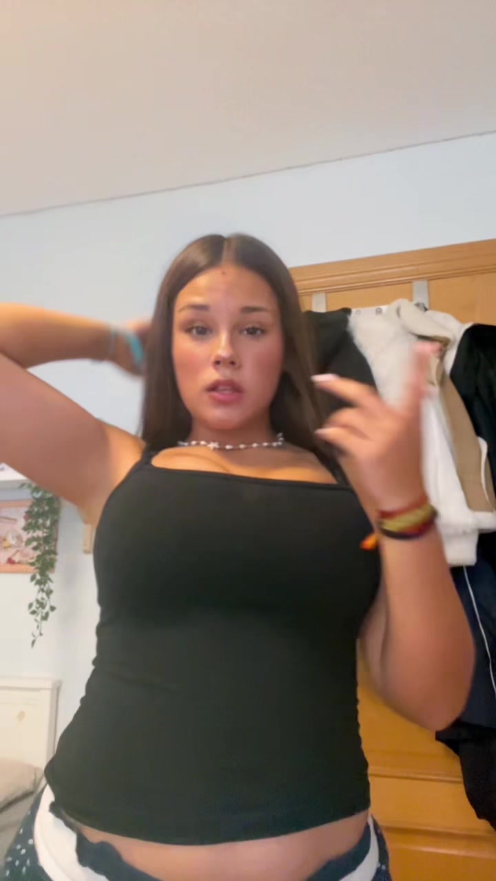 @adrianarms