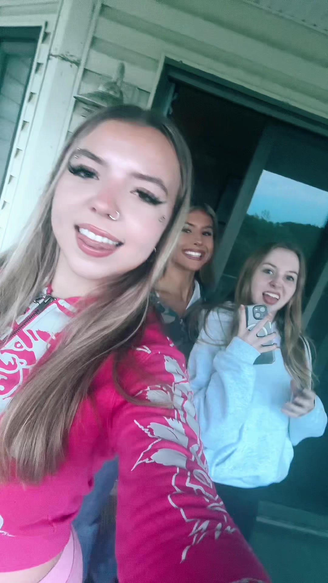 @leah
